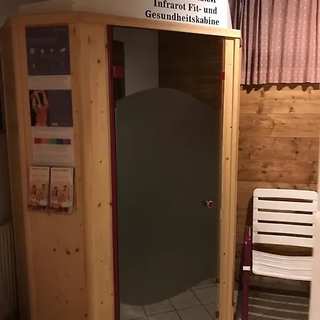 Hauserwirt 酒店 3*