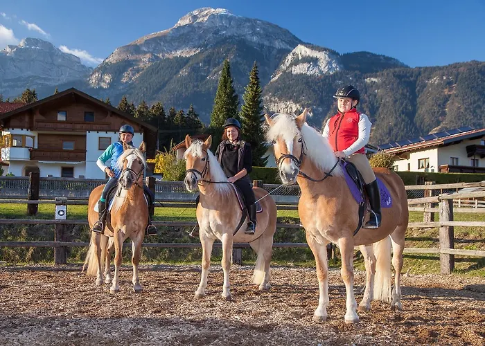 Hauserwirt Szálloda 3*