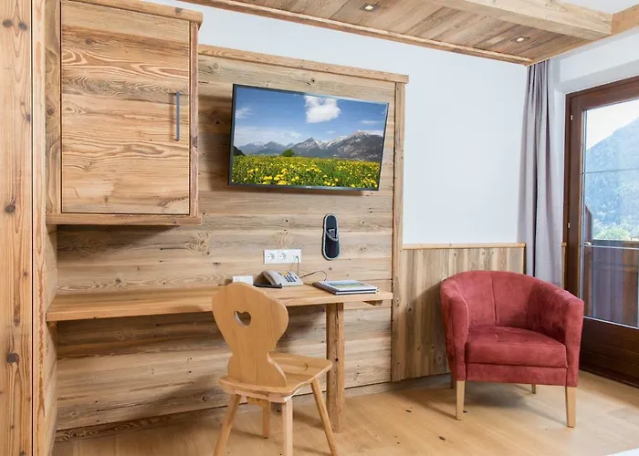 Hauserwirt Szálloda